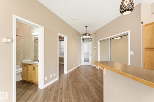 209 4835 104A Street Nw, Edmonton, AB 