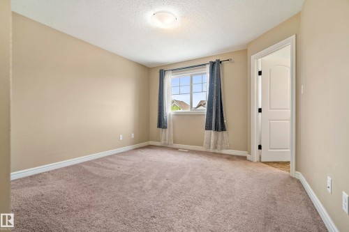 161 Desrochers Gate Gate, Edmonton, AB 