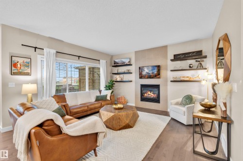 3035 Carpenter Landing, Edmonton, AB 