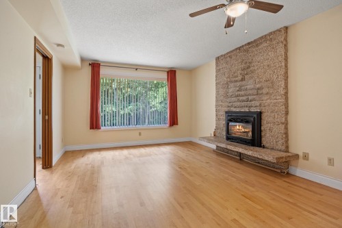 9 Glenview Crescent, St. Albert, AB 