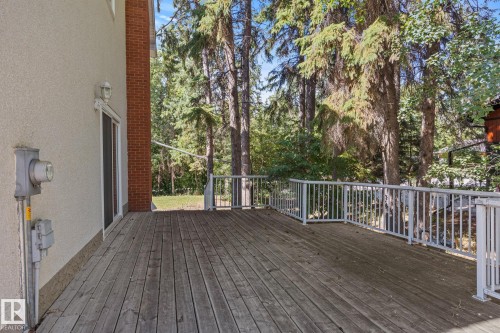 9 Glenview Crescent, St. Albert, AB 