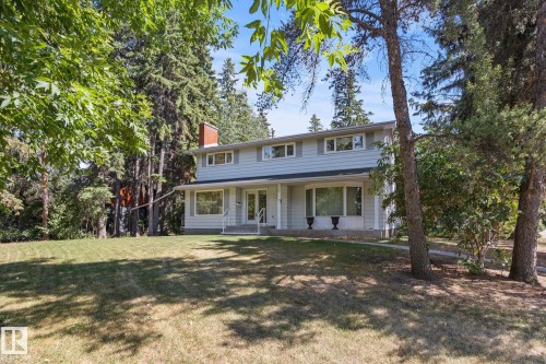 9 Glenview Crescent, St. Albert, AB 
