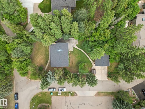 9 Glenview Crescent, St. Albert, AB 