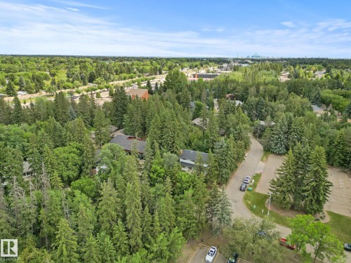 9 Glenview Crescent, St. Albert, AB 