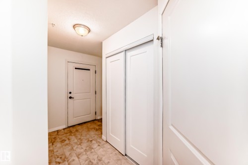 New lino & paint on main level - 126 10535 122 Street, Edmonton, AB 