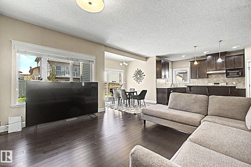 1932 67 Street, Edmonton, AB - Indoor Photo Showing Living Room