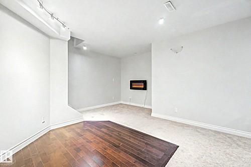 1932 67 Street, Edmonton, AB - Indoor Photo Showing Other Room