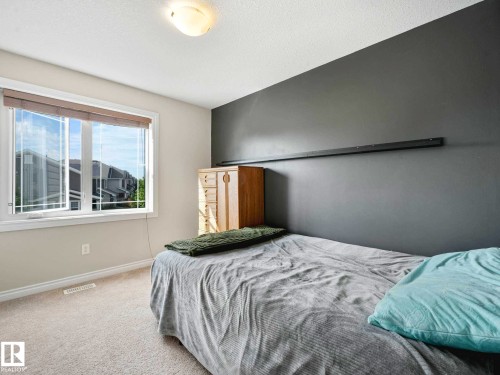 16124 10 Avenue, Edmonton, AB 