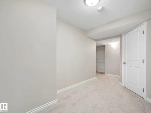 16124 10 Avenue, Edmonton, AB 