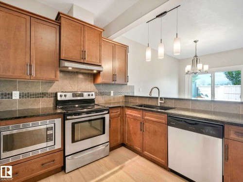 16124 10 Avenue, Edmonton, AB 