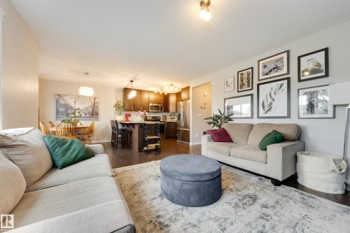 9005 217 Street, Edmonton, AB 