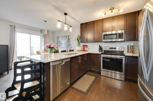 9005 217 Street, Edmonton, AB 