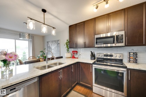 9005 217 Street, Edmonton, AB 