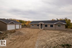 60 50106 Range Road 200  Rural Beaver County, AB T0B 4J2