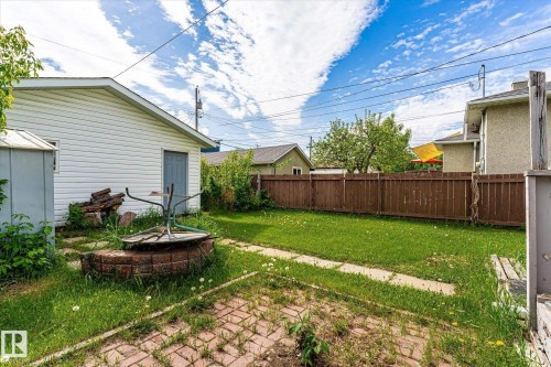 Edmonton, AB 