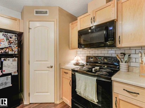 93 604 62 Street, Edmonton, AB 