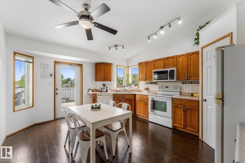 62 Heatherglen Crescent, Spruce Grove, AB 