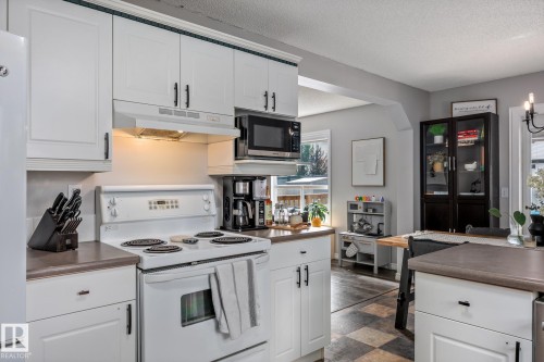 30 Crocus Crescent, Sherwood Park, AB 
