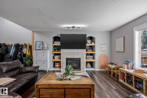 30 Crocus Crescent, Sherwood Park, AB 