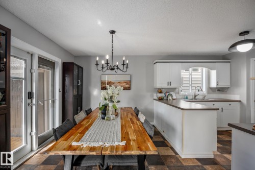 30 Crocus Crescent, Sherwood Park, AB 