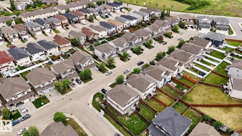 Residential neighborhood featuring various single-family homes with diverse architectural styles and attached garages - 16810 53 Street, Edmonton, AB 
