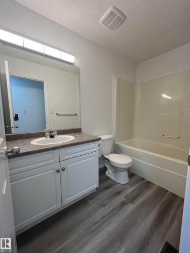 2 61 Michigan Street, Devon, AB 