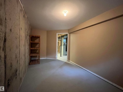 2 61 Michigan Street, Devon, AB 