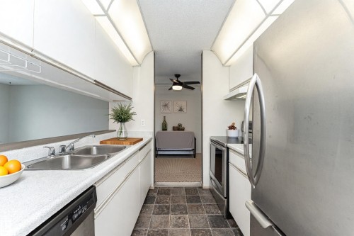 403 9620 174 Street, Edmonton, AB 