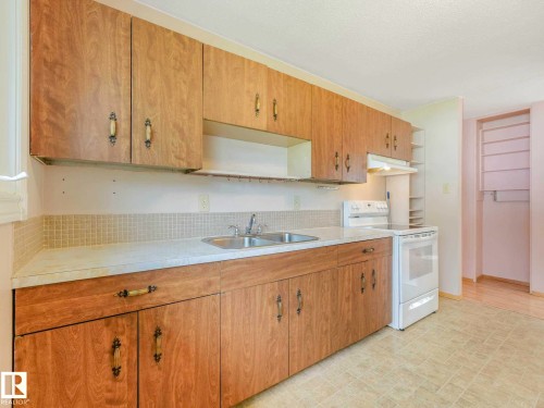 11 Salina Drive, St. Albert, AB 