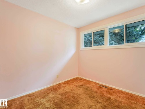 11 Salina Drive, St. Albert, AB 
