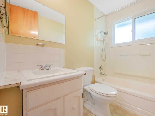 11 Salina Drive, St. Albert, AB 