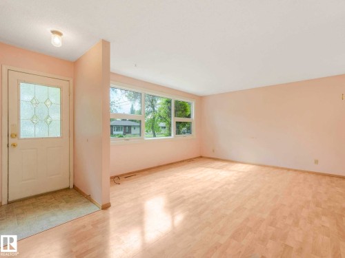 11 Salina Drive, St. Albert, AB 