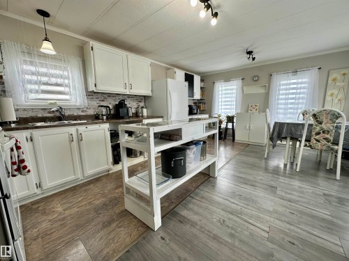 13 4405 50 Avenue, Cold Lake, AB - Indoor