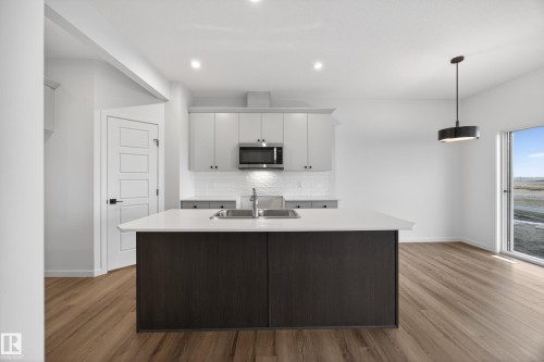 116 Honeysuckle Green, Leduc, AB 