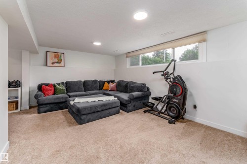 7107 87 Avenue, Edmonton, AB 