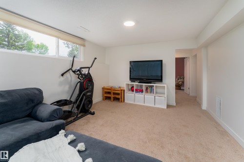 7107 87 Avenue, Edmonton, AB 