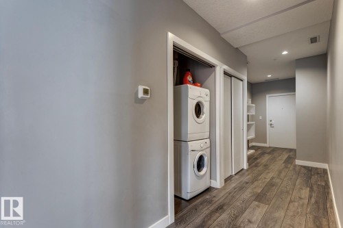 401 10238 103 Street, Edmonton, AB - Indoor Photo Showing Laundry Room