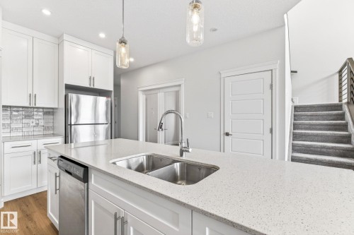 2539 208 Street, Edmonton, AB 