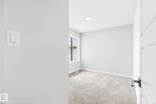 2539 208 Street, Edmonton, AB 