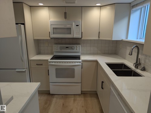 10524 84 Avenue, Edmonton, AB 