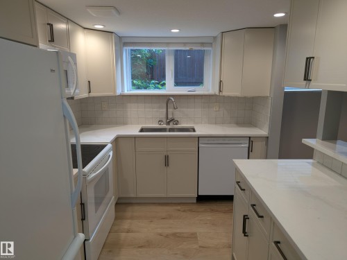 10524 84 Avenue, Edmonton, AB 