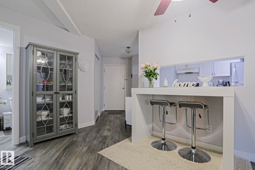 233 2520 50 Street, Edmonton, AB 