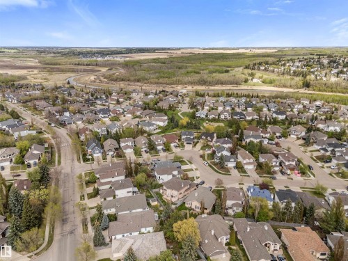 Expansive residential development featuring varied architectural styles and mature landscaping - 35 Oakridge Dr, St. Albert, AB - Outdoor With View