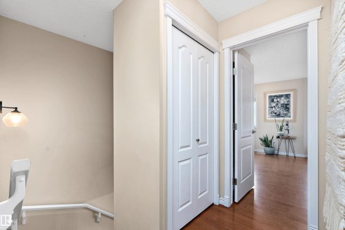 15 1780 Glastonbury Boulevard, Edmonton, AB 