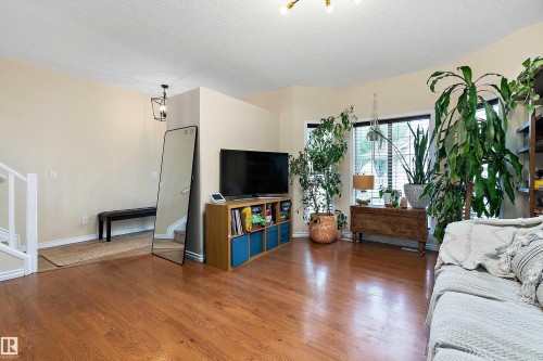 15 1780 Glastonbury Boulevard, Edmonton, AB 
