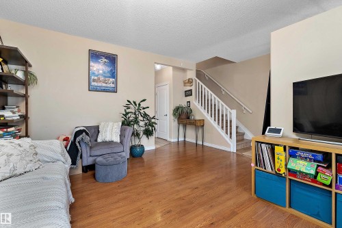 15 1780 Glastonbury Boulevard, Edmonton, AB 