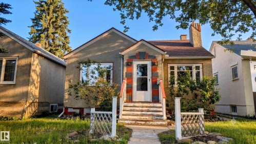 7611 112S Avenue, Edmonton, AB 
