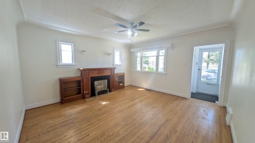 7611 112S Avenue, Edmonton, AB 