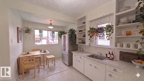 7611 112S Avenue, Edmonton, AB 