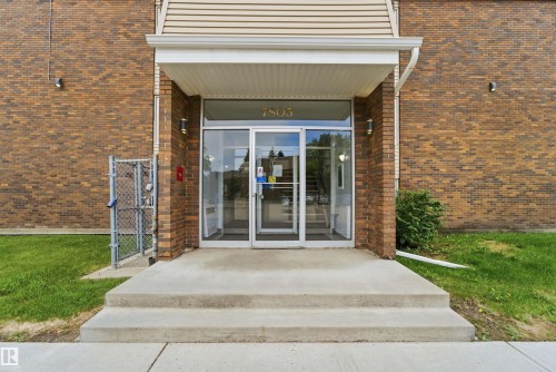 #110 7805 159 St Nw, Edmonton, AB 